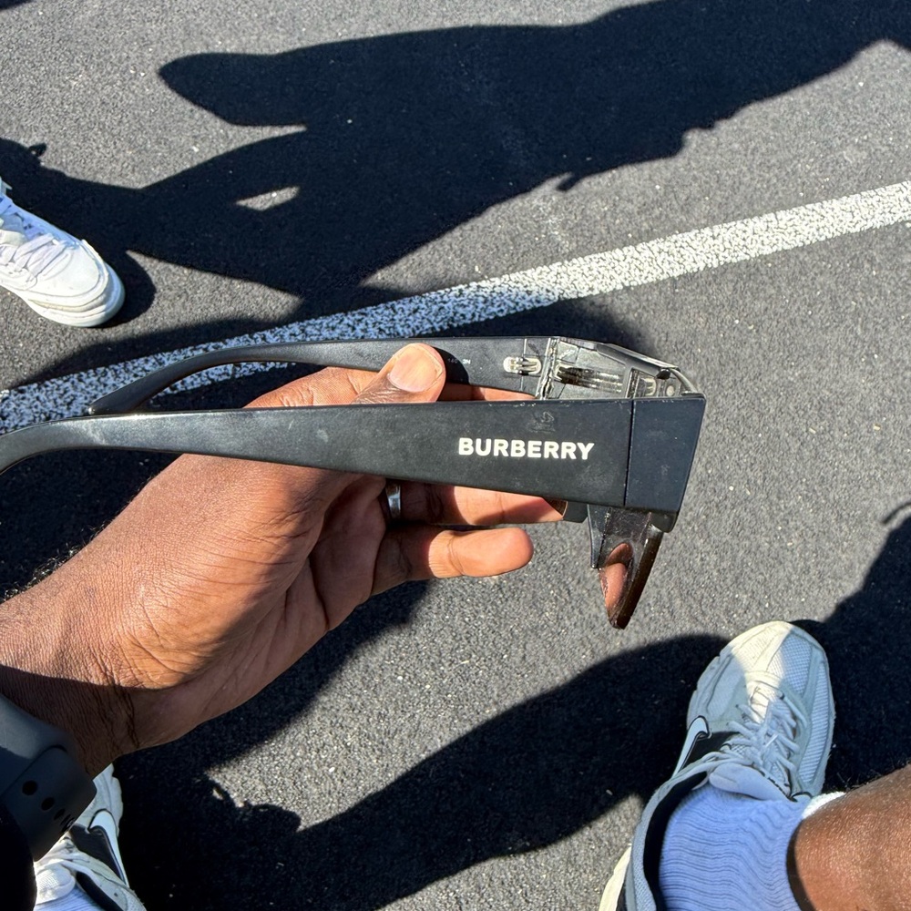 Black Rectangular Sunglasses - image 2